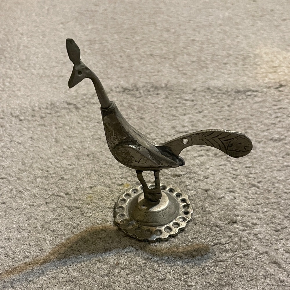 Antique Peacock Kohl Eyeliner Applicator Figurine (missing plume)